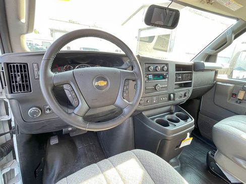 Used 2022 Chevrolet Express 3500 Work Van w/ Power Convenience Package image 30