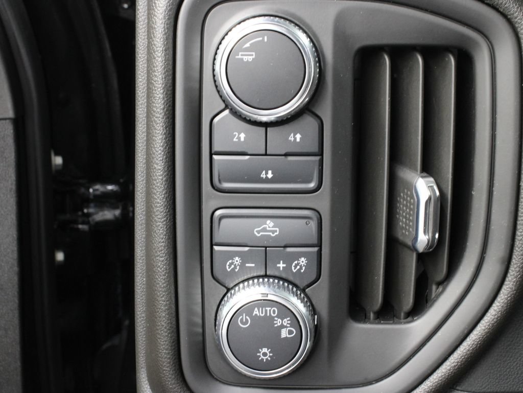 Used 2024 GMC Sierra 2500 Pro AWD/4WD image 47