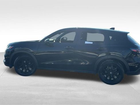 Used 2023 Honda HR-V Sport image 4