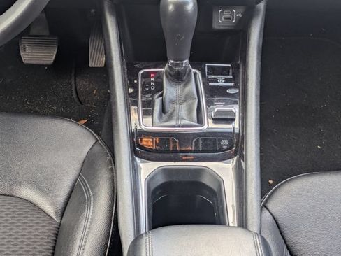 Used 2024 Jeep Compass Latitude AWD/4WD image 19