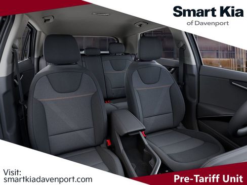 New 2025 Kia Niro LX image 15