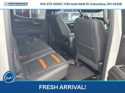 Used 2022 GMC Sierra 1500 AT4 w/ Technology Package image 15