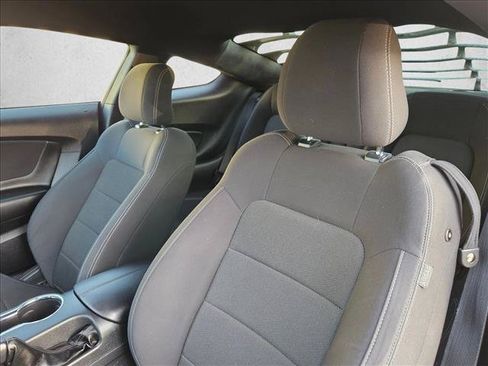 Used 2015 Ford Mustang Coupe RWD image 14