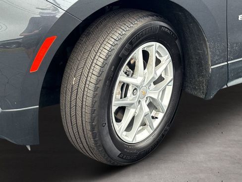 Used 2022 Chevrolet Equinox LT image 24