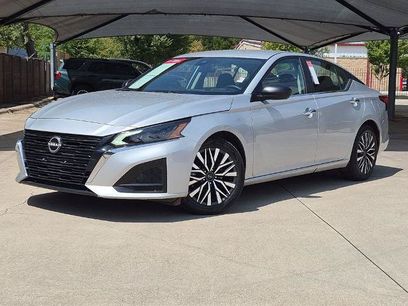 Certified 2025 Nissan Altima 2.5 SV