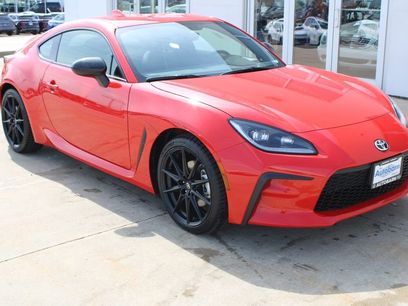 Used 2025 Toyota GR86 Premium w/ ALL Weather Mat Package (TMS)