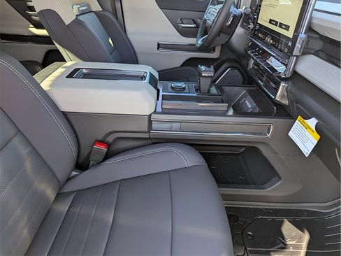 New 2026 GMC Hummer EV 4x4 Crew Cab image 19