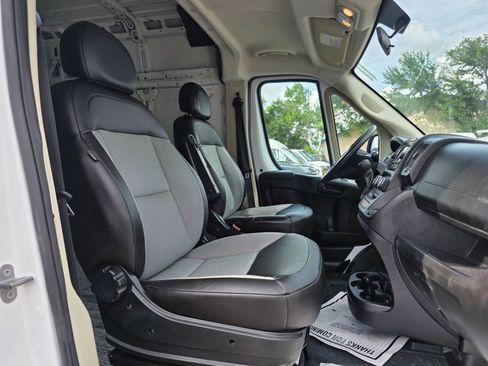 Used 2019 RAM ProMaster 2500 FWD image 11