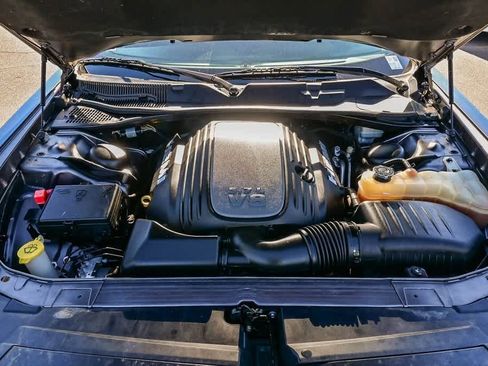 Used 2015 Dodge Challenger R/T Plus image 36