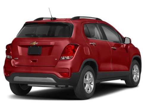 Used 2022 Chevrolet Trax LT w/ Driver Confidence Package AWD/4WD image 2