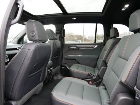 New 2026 GMC Acadia AT4 w/ Super Cruise Package AWD/4WD image 8