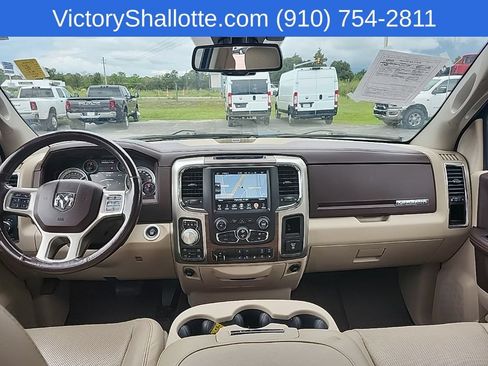 Used 2017 RAM 1500 Laramie AWD/4WD image 4