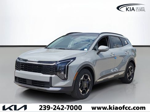 New 2026 Kia Sportage EX FWD image 3