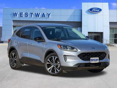 Used 2022 Ford Escape SE w/ SE Sport Appearance Package