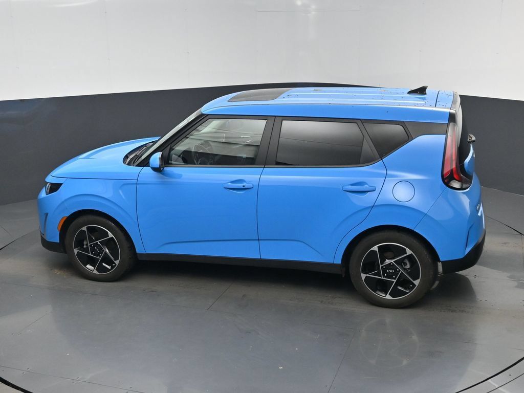 Used 2023 Kia Soul EX FWD image 14