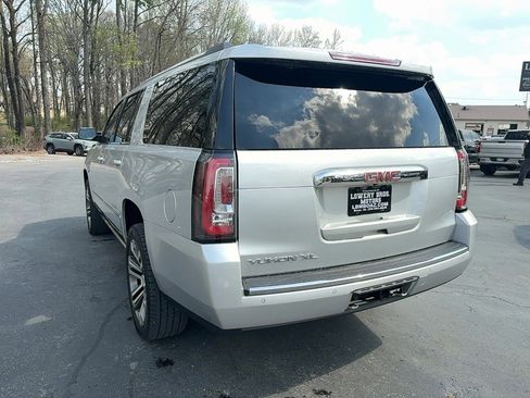 Used 2019 GMC Yukon XL Denali w/ Denali Ultimate Package AWD/4WD image 7
