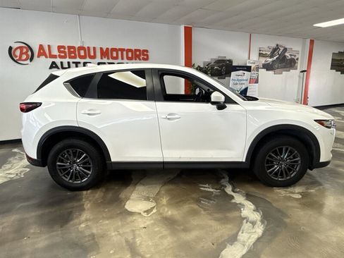 Used 2021 MAZDA CX-5 Touring w/ Touring Preferred SV Package FWD image 3