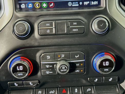 Used 2021 Chevrolet Silverado 1500 LT w/ All Star Edition Plus RWD image 17