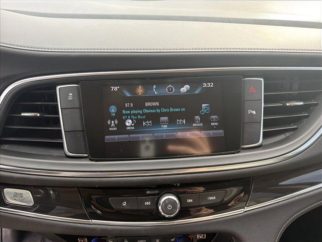 Used 2018 Buick Enclave Essence FWD image 12