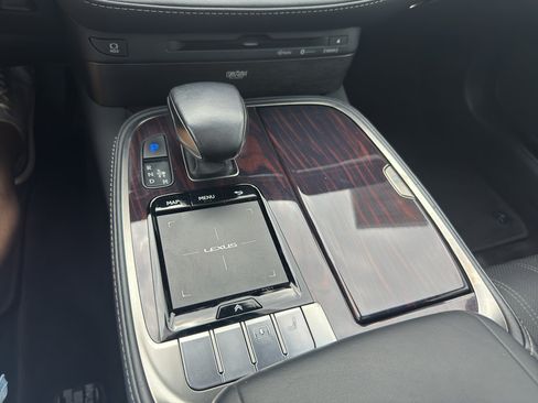 Used 2020 Lexus LS 500 AWD w/ Interior Upgrade Package image 15