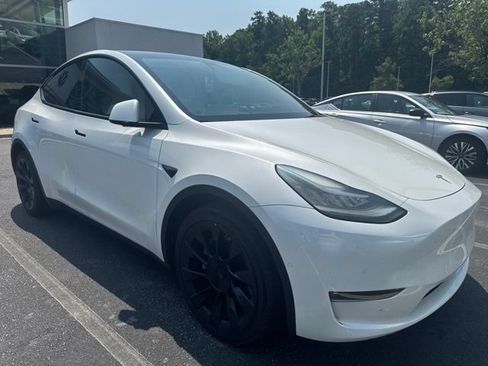 Used 2021 Tesla Model Y Long Range AWD/4WD image 5