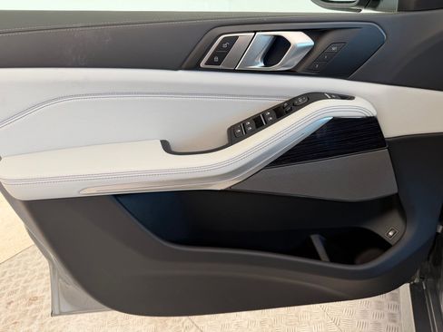 New 2026 BMW X5 xDrive50e w/ M Sport Package AWD/4WD image 12