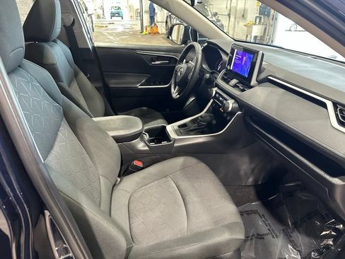 Used 2023 Toyota RAV4 XLE w/ Convenience Package AWD/4WD image 17