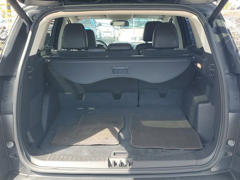 Used 2017 Ford Escape Titanium FWD image 7