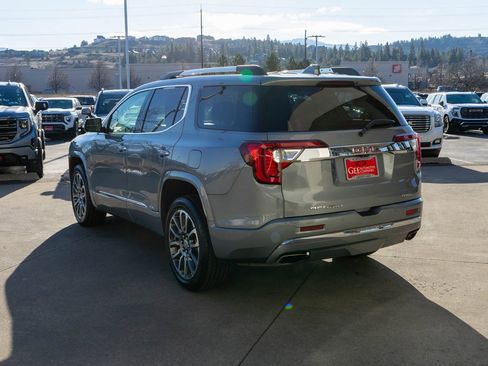 Used 2023 GMC Acadia Denali w/ Denali Ultimate Package image 5