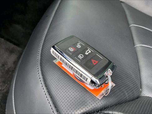 Used 2025 Land Rover Range Rover Sport Autobiography image 14