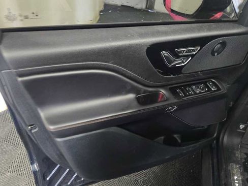 Used 2023 Lincoln Aviator Reserve w/ Class IV Trailer Tow Package image 9