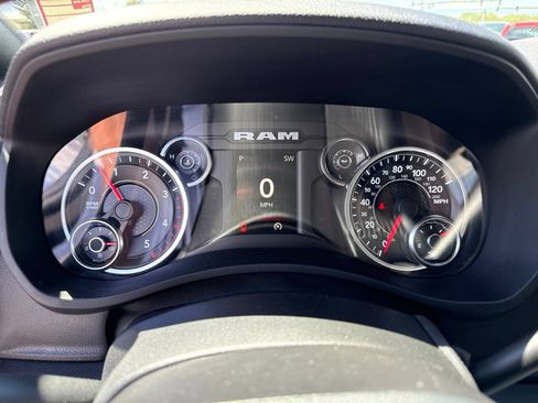 Used 2022 RAM 2500 Big Horn w/ Level A Equipment Group AWD/4WD image 14