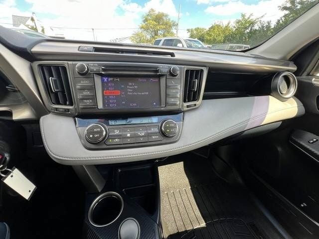 Used 2013 Toyota RAV4 XLE AWD/4WD image 15