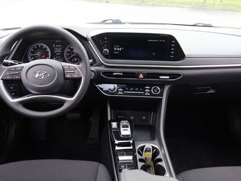 Used 2023 Hyundai Sonata SEL FWD image 16