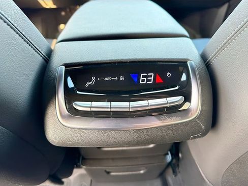 Used 2024 Cadillac XT6 Luxury FWD image 20