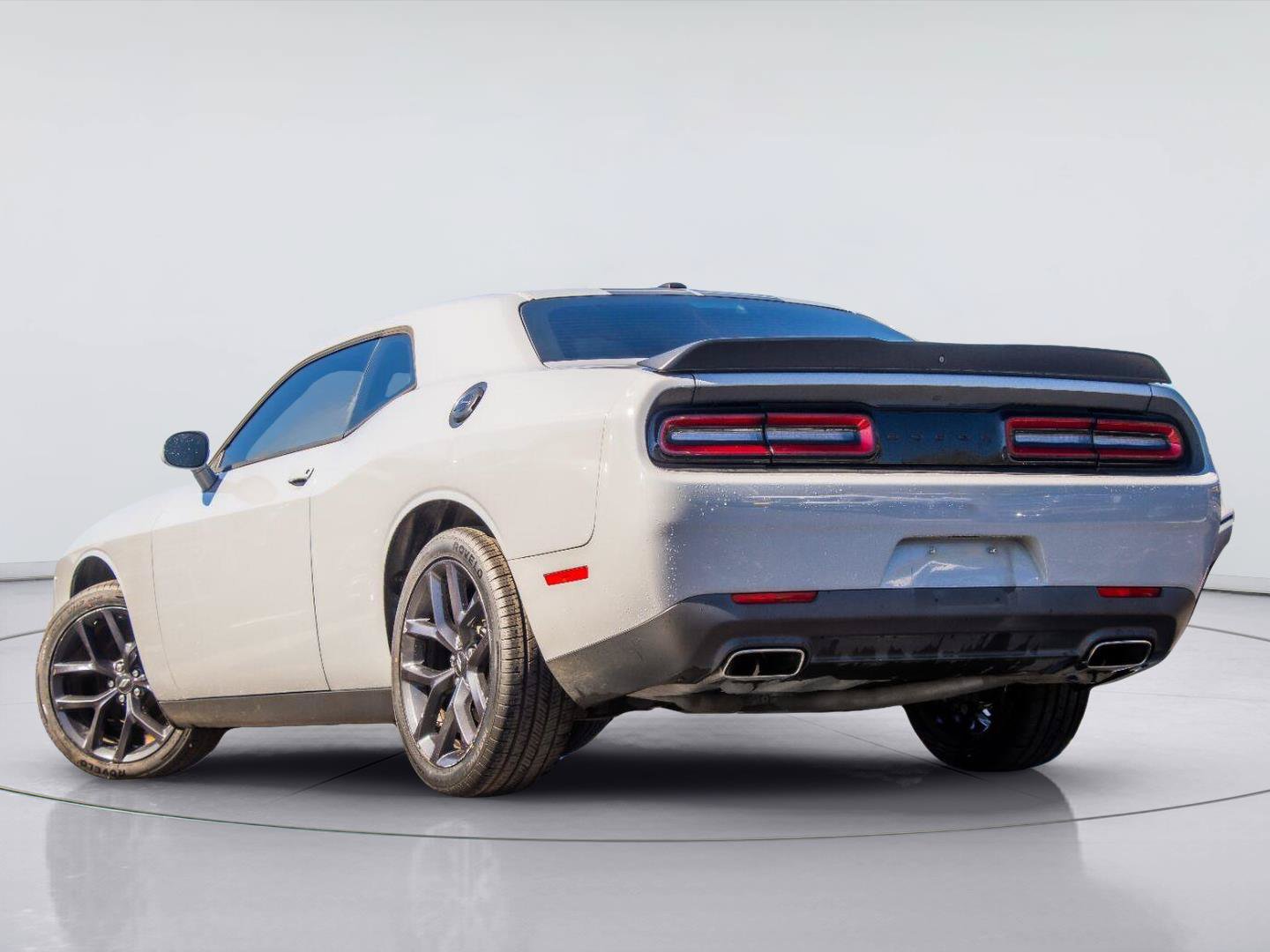 Used 2021 Dodge Challenger SXT w/ Blacktop Package RWD image 3