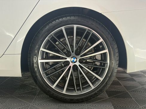 Used 2023 BMW 530i xDrive w/ Premium Package AWD/4WD image 38