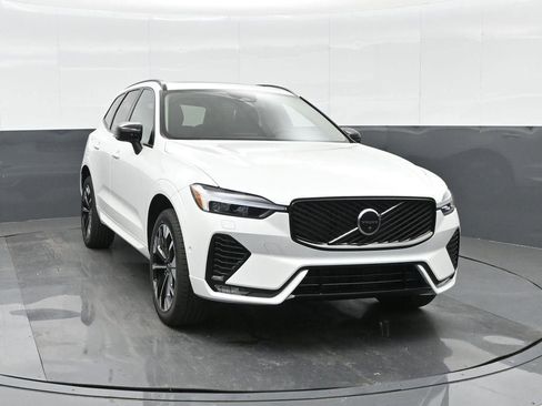 New 2026 Volvo XC60 B5 Plus w/ Protection Package Premier image 2