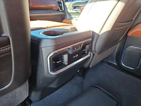 Used 2024 GMC Sierra 1500 Denali Ultimate AWD/4WD image 18