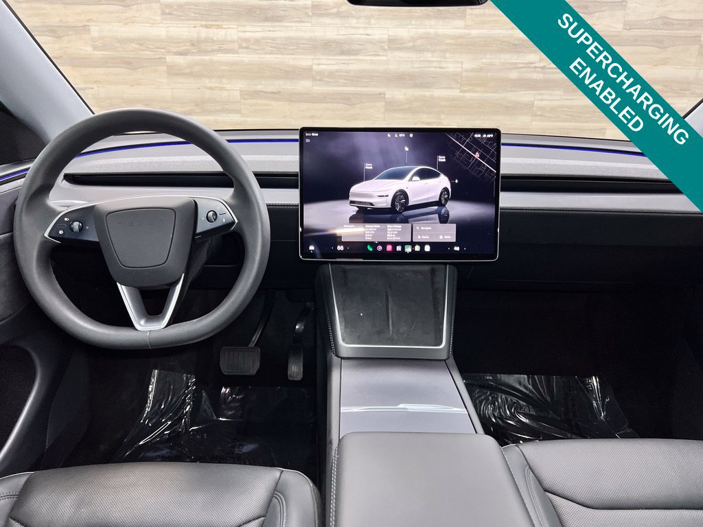 Used 2026 Tesla Model Y Long Range RWD image 2