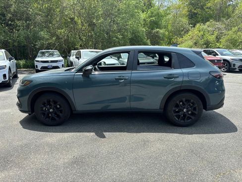 Used 2024 Honda HR-V Sport image 3