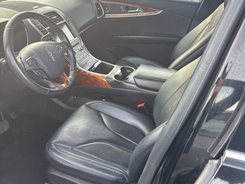 Used 2016 Lincoln MKX Reserve w/ Technology Package image 10