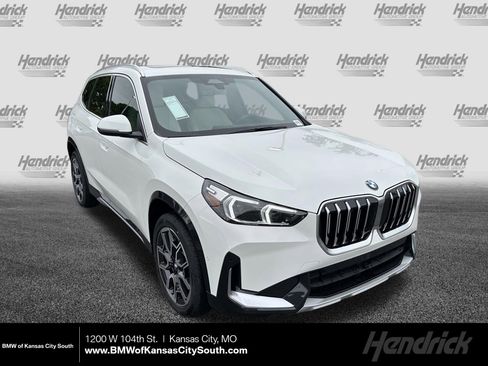 New 2026 BMW X1 xDrive28i w/ Convenience Package AWD/4WD image 1