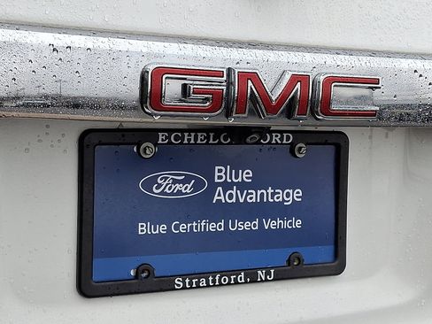 Used 2021 GMC Acadia SLE image 30