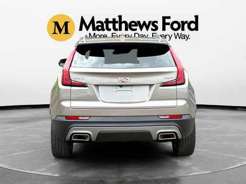 Used 2023 Cadillac XT4 Premium Luxury w/ Cold Weather Package AWD/4WD image 4