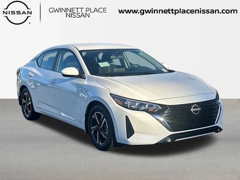 New 2025 Nissan Sentra SV image 3