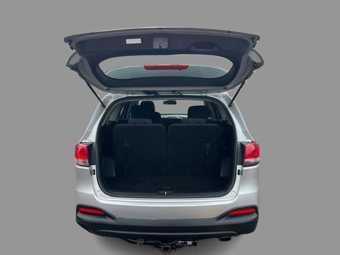 Used 2017 Kia Sorento AWD image 14