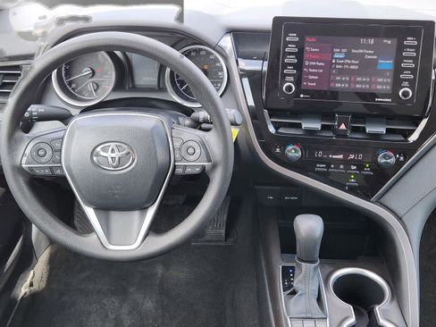Used 2023 Toyota Camry LE image 27