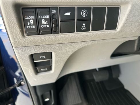 Used 2024 Honda Odyssey EX-L image 28