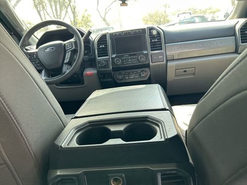 Used 2020 Ford F250 XLT w/ XLT Premium Package AWD/4WD image 14